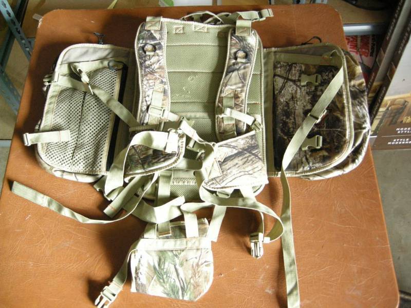 lot 35 image: GamePlan Gear Hunting Pack