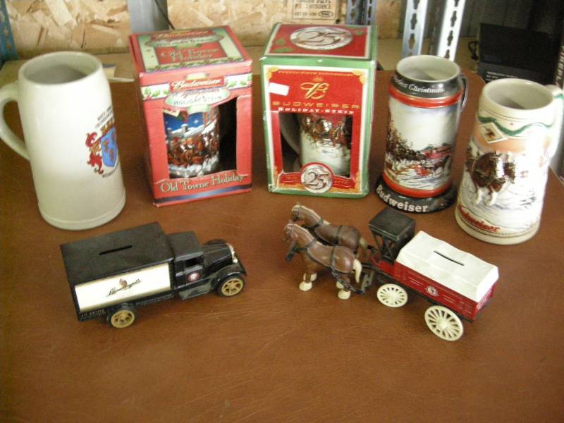 lot 33 image: Group Beer Steins and Banks