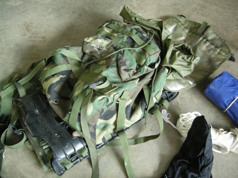 lot 17 image: Camo Backpack