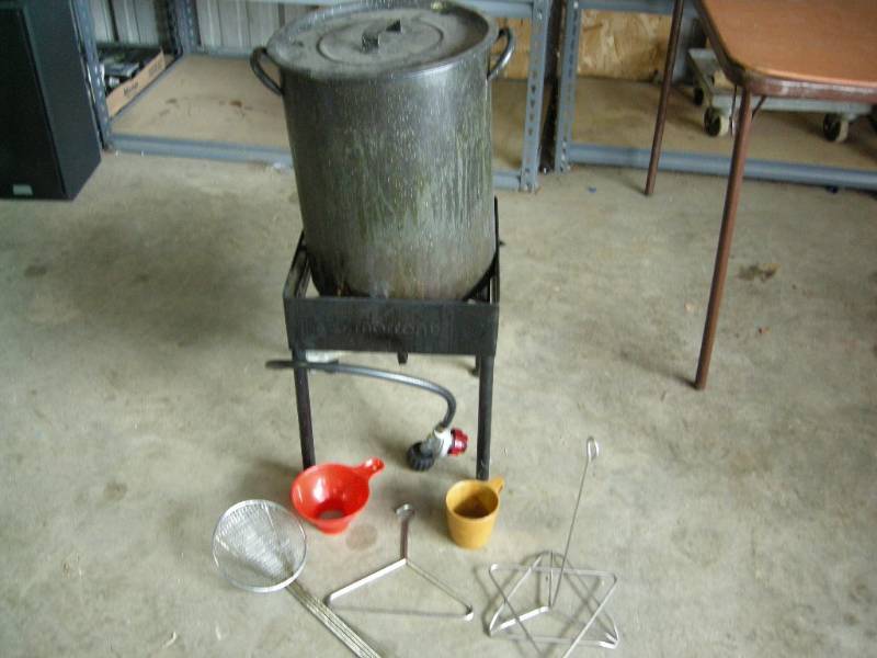 lot 5 image: Propane Deep Fryer