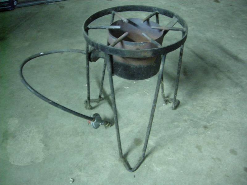 lot 102 image: Propane CookerBurner