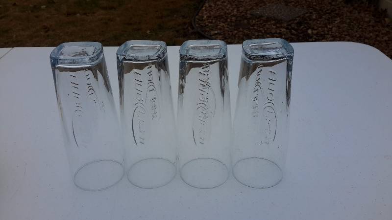 Set of 4 square base Bud Light 16 ounce tumbler glasses