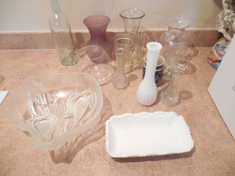 GLASS VASE & DISH LOT