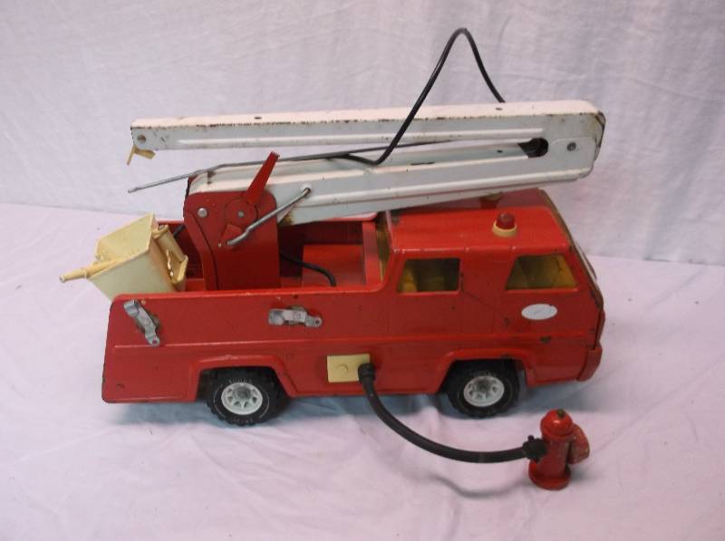 lot 21 image: Vintage
