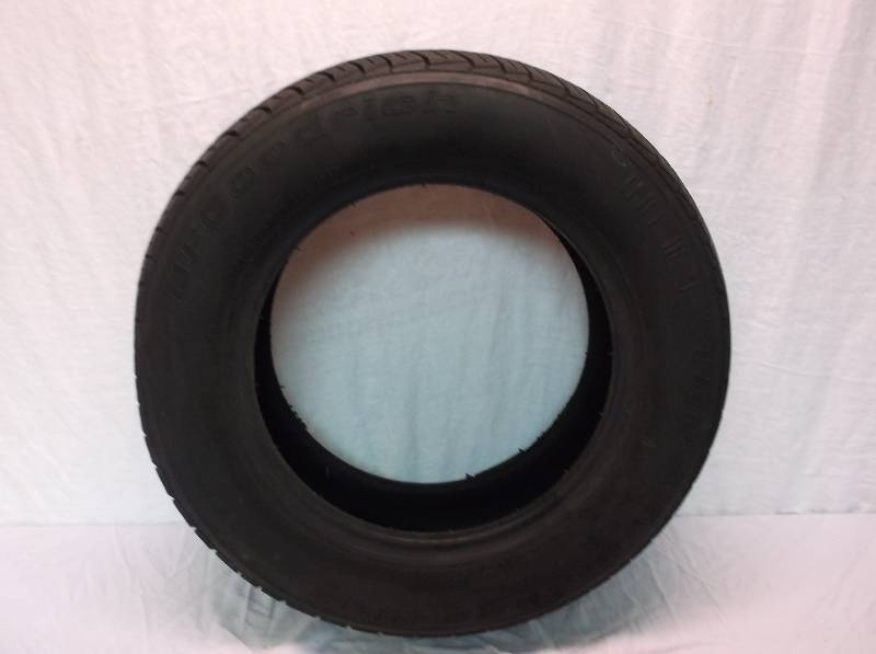 lot 63 image: Tire