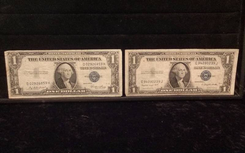 Lot Silver Certificates, 1935E, 1935G