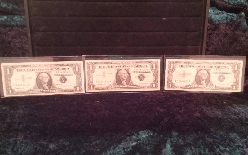 Lot Silver Certificates, 1957A (x2), 1957B