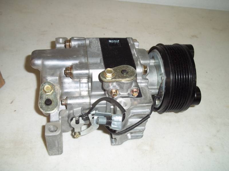 lot 62 image: Air Conditioning Compressor