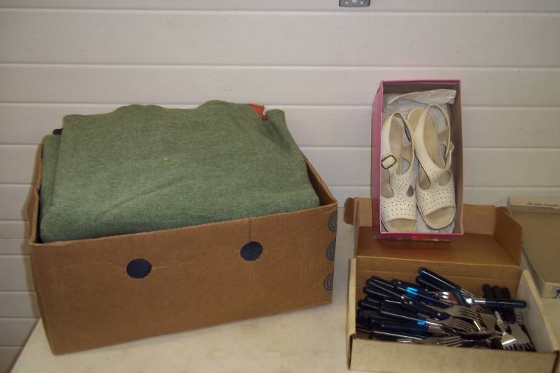 lot 120 image: Sleeping Bag, blanket, Shoes and Silverware