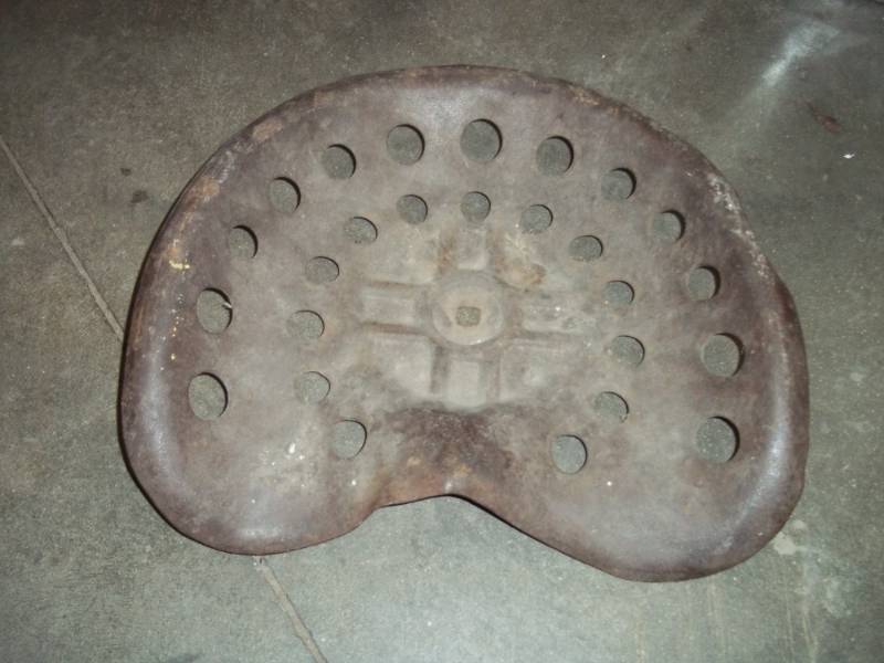 lot 150 image: Vintage tractor seat