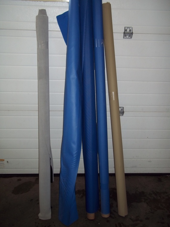 lot 184 image: 5 Partial rolls of vinyl assorted lengths 55 to 62