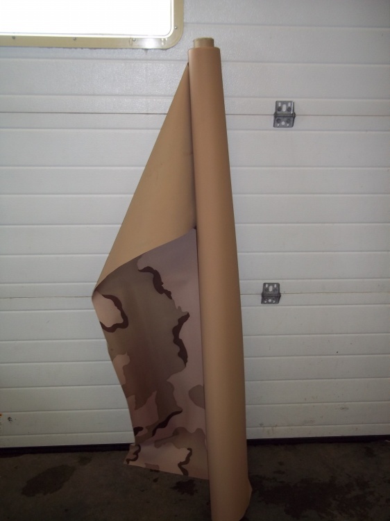 lot 186 image: Partial roll of camo vinyl 62 Wide