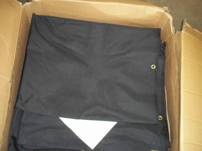 lot 202 image: 68 Black double meter covers 26 x 16