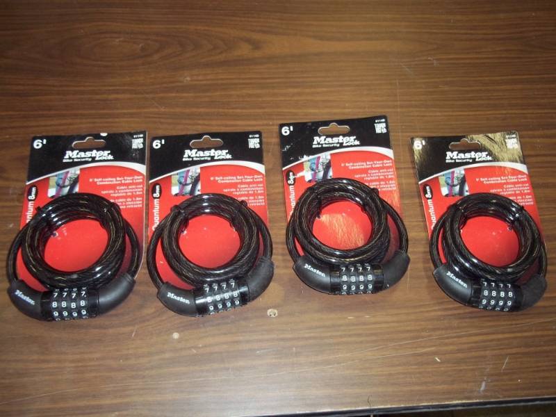 lot 222 image: Case of 4 master lock bike locks