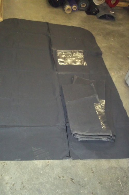 lot 253 image: 4 Zippered fish house door panels with window 69 x 45