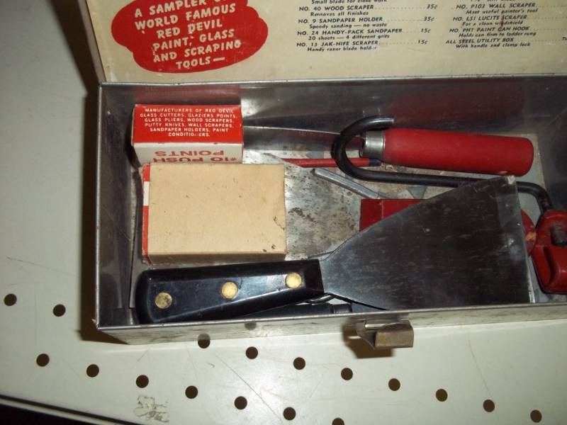 Vintage red devil tools painters kit Advanced Sales Consignment