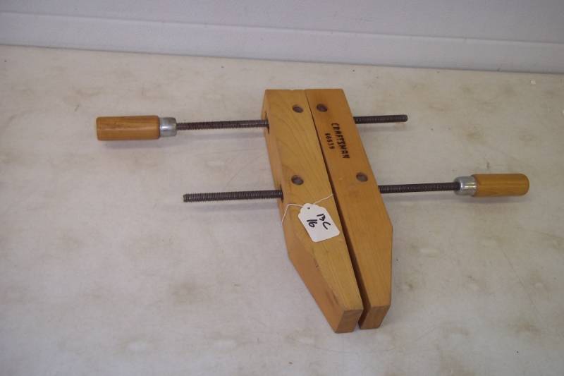 lot 328 image: Craftsman wood clamp