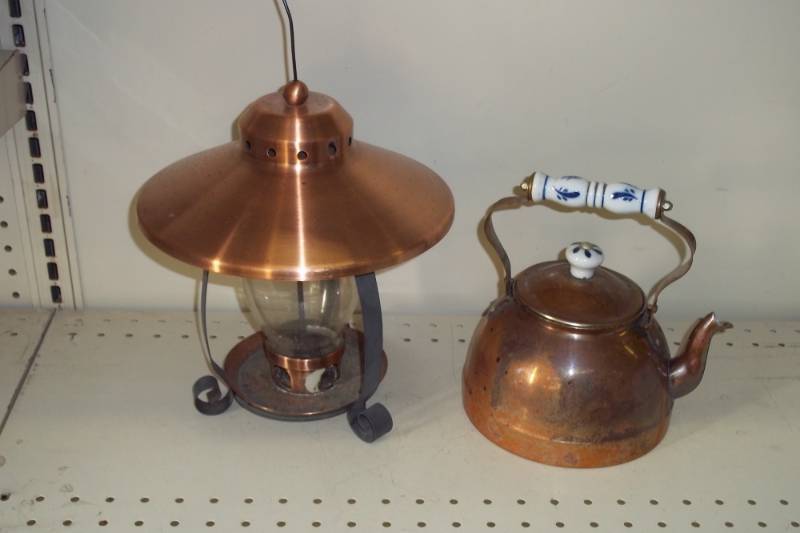 lot 335 image: Copper bird feeder and copper tea kettle
