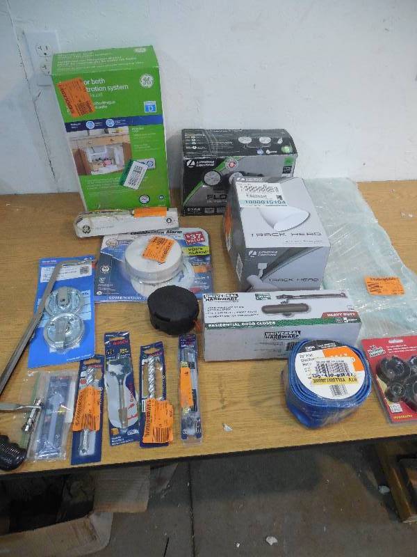 lot 5 image: BOX LOT OF GOODIES