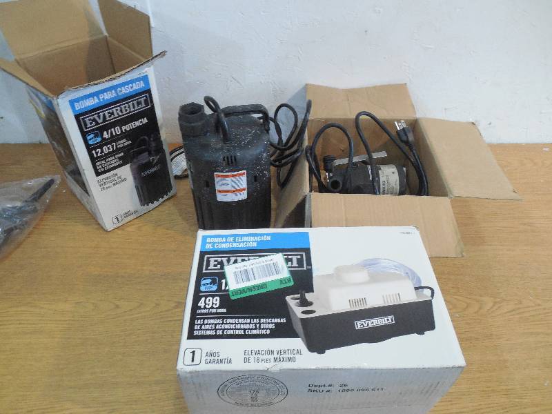 lot 30 image: 3 EVERBILT PUMPS