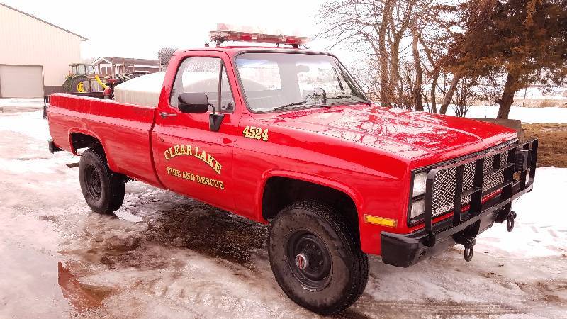 lot 1 image: 1986 Chevy 1 14 Ton 4x4 M-1008 Military Modified Chevrolet Commercial Pick-Up Truck