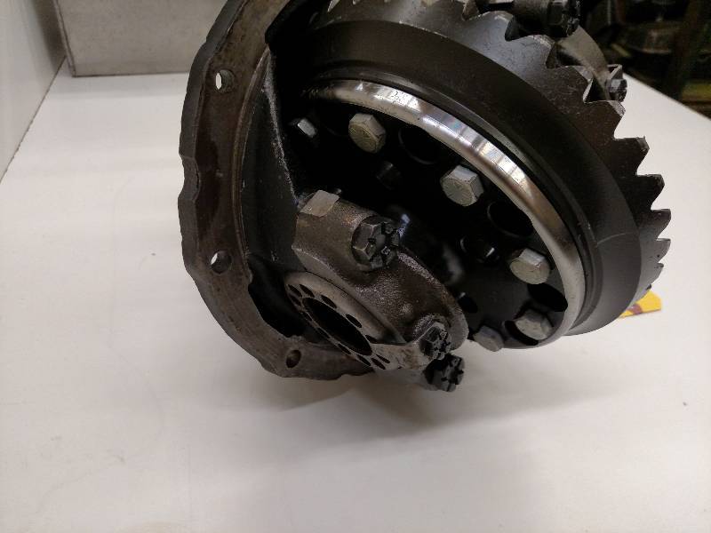 9 Ford Differential, Full Spool, 5...