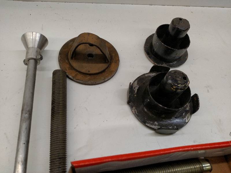 Asstd Screw Jack Parts & Spring Cu...