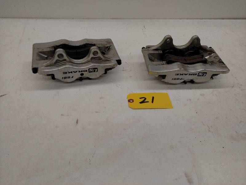 (2) US Brake F88i 4 Piston calipers...