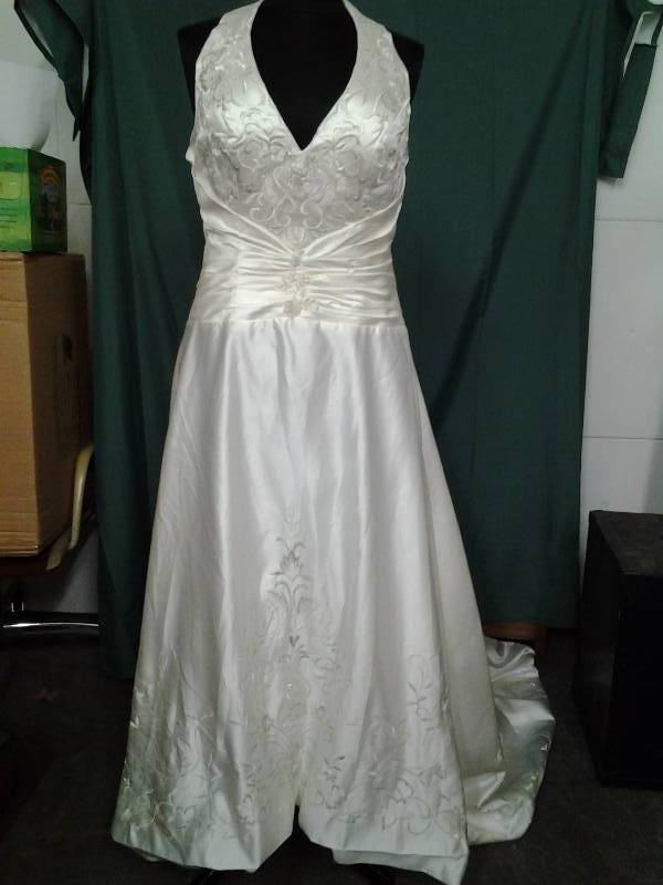 No Tag Embroidered Satin Size 12