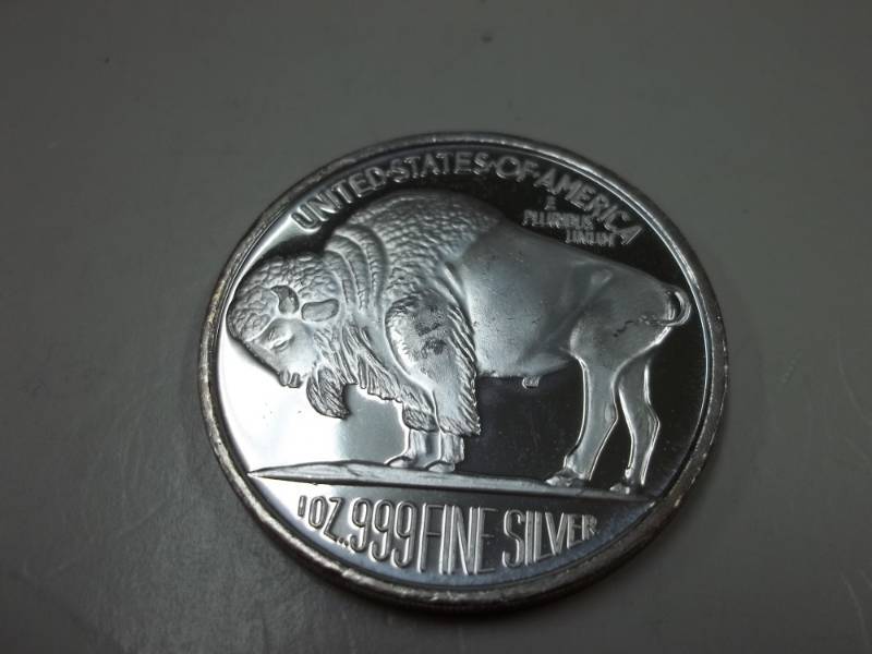 2002 Buffalo Silver Dollar 1oz. Fine Silver