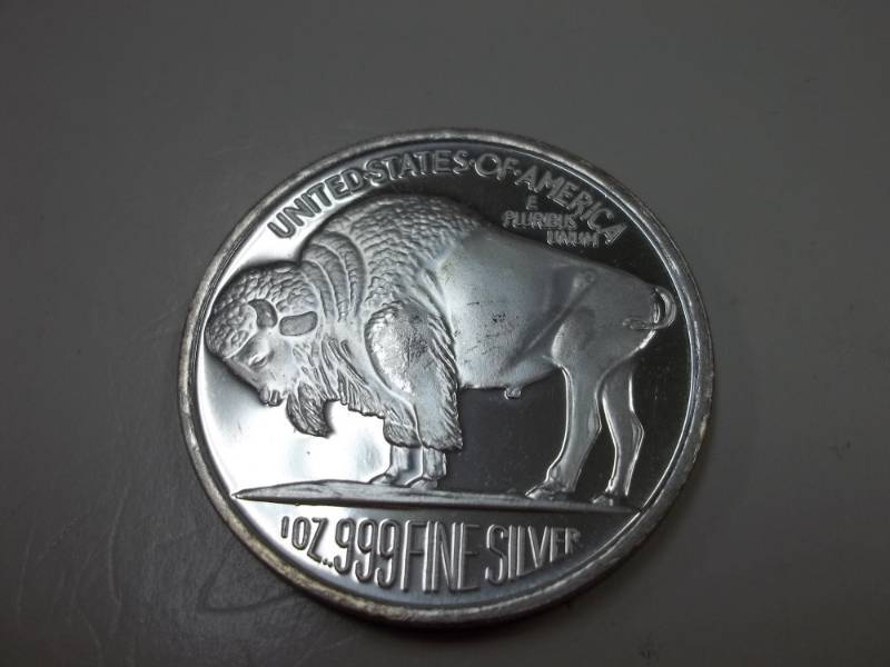2002 Buffalo Silver Dollar 1oz. Fine Silver