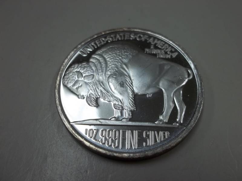 2002 Buffalo Silver Dollar 1oz. Fine Silver