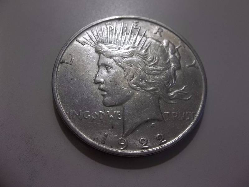 1922 D Silver Peace Dollar  Higher Grade