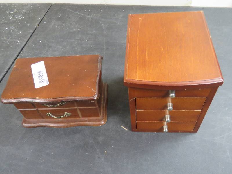 Jewelry boxes