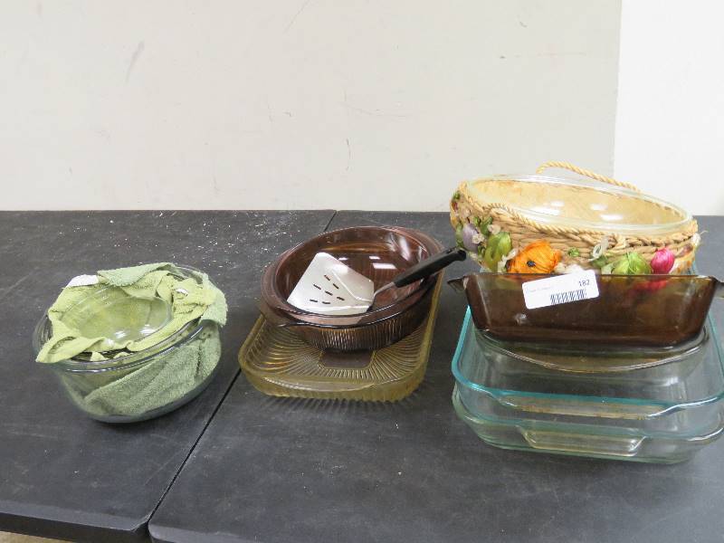 Kitchen lot