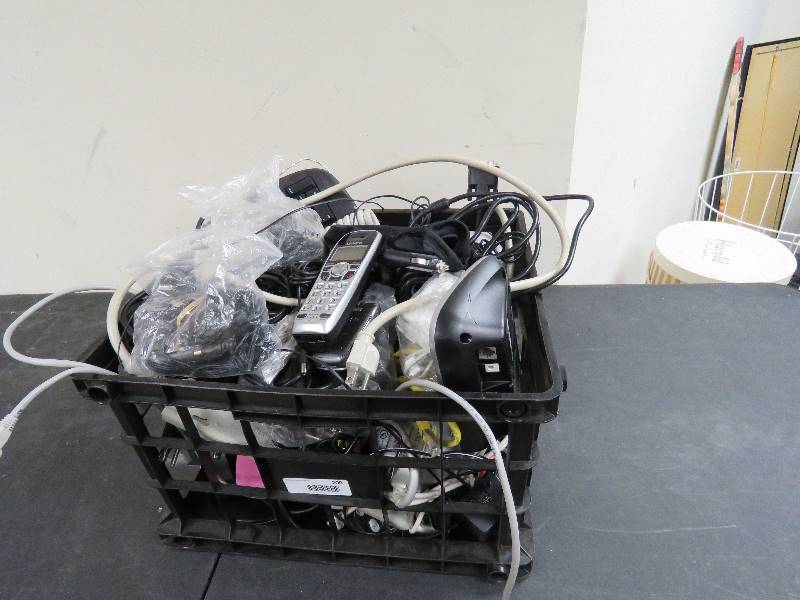 Electronic lot