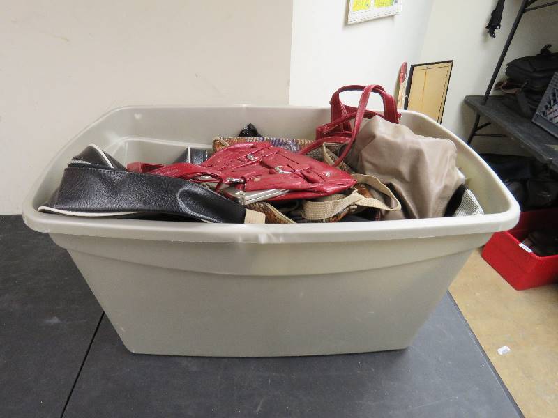 Purse lot