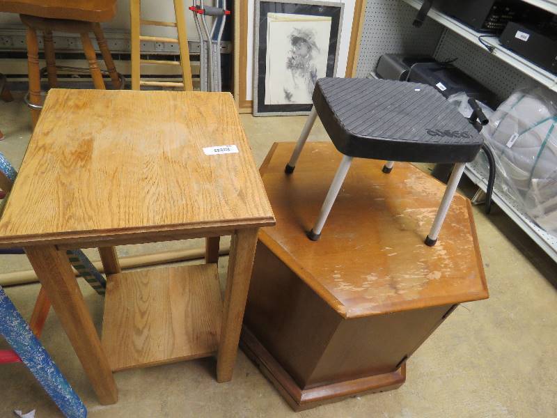 Furniture lot