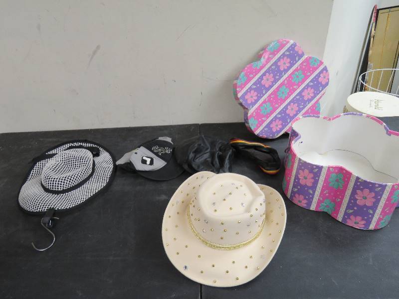 Hat lot
