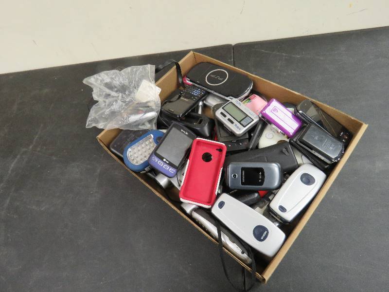 Electronic lot