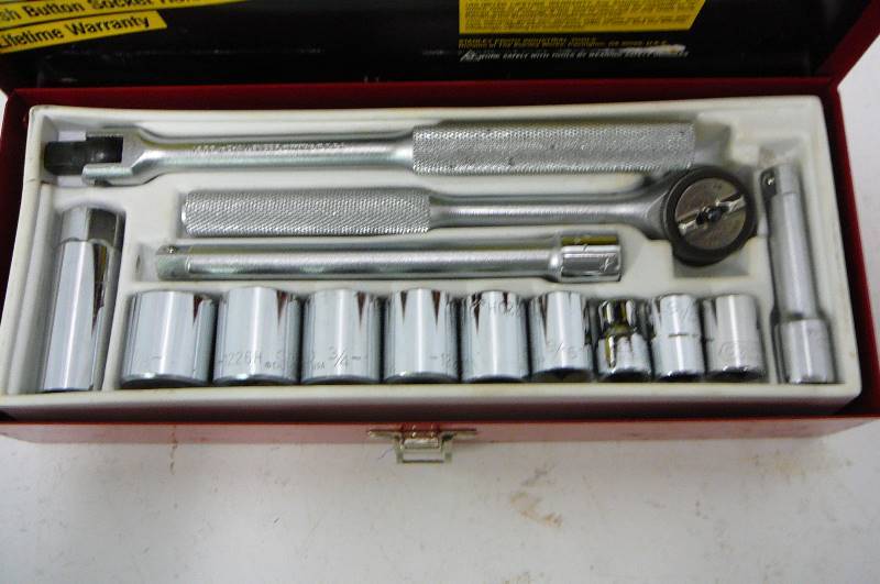 lot 24 image: Socket Set 14 pc 38 Drive 38-78 Stanley