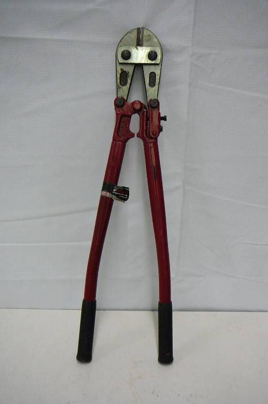 lot 33 image: Bolt Cutters Cutting Cap