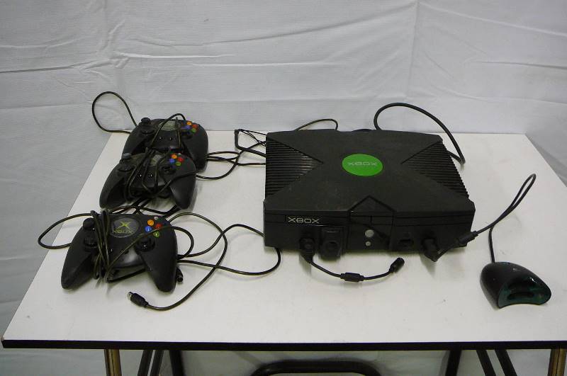 lot 41 image: x Box and Acc