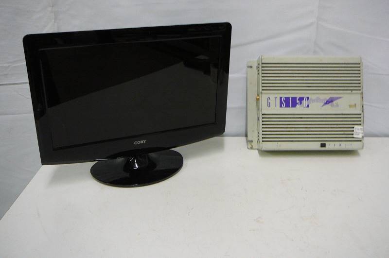 lot 44 image: JBL Amplifier GTS150 coby TV 15