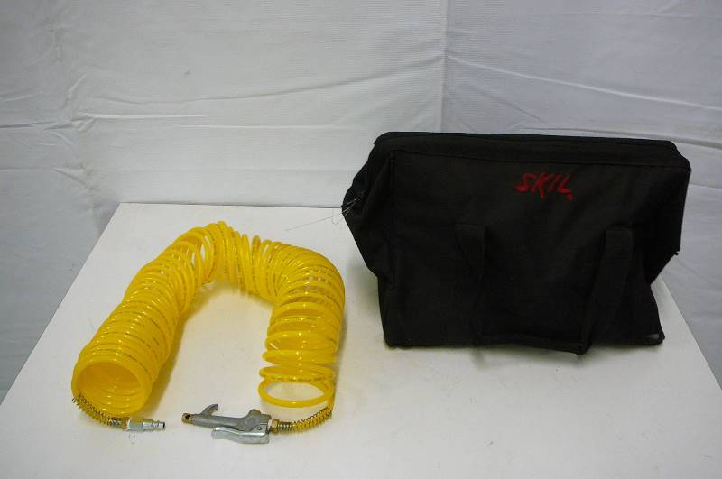 lot 62 image: Skill tool Bag and Air hose