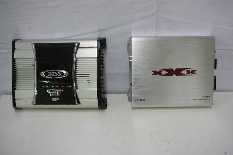 lot 63 image: Amplifiers Boss GT 580 1000 watts GXF-1300 watt