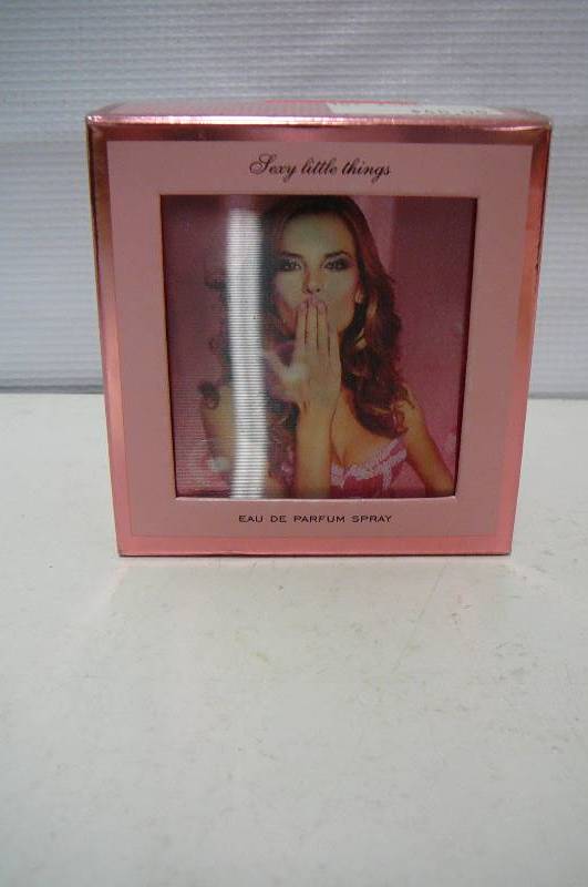 lot 87 image: EAU DE Perfume Spray NEW