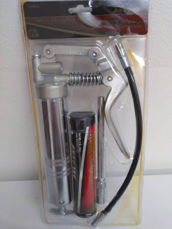 lot 34 image: Mini Grease Gun by Auto Tec