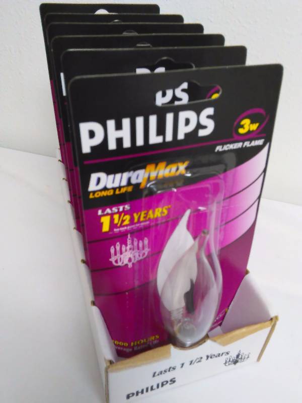 lot 55 image: Phillips Flicker Flame Lightbulbs (6 pkgs.) 3 watt, small base