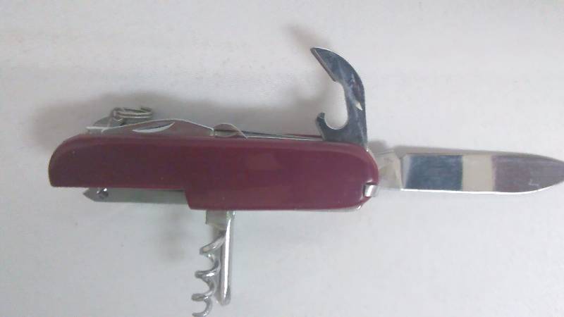 lot 84 image: Pocket Utility Multi Tool Knife (2) 13 functions